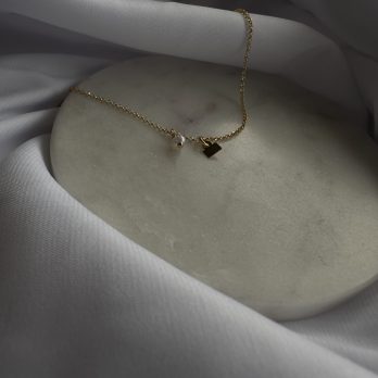 166E3749-FF6E-4C87-80D2-607B051786BF