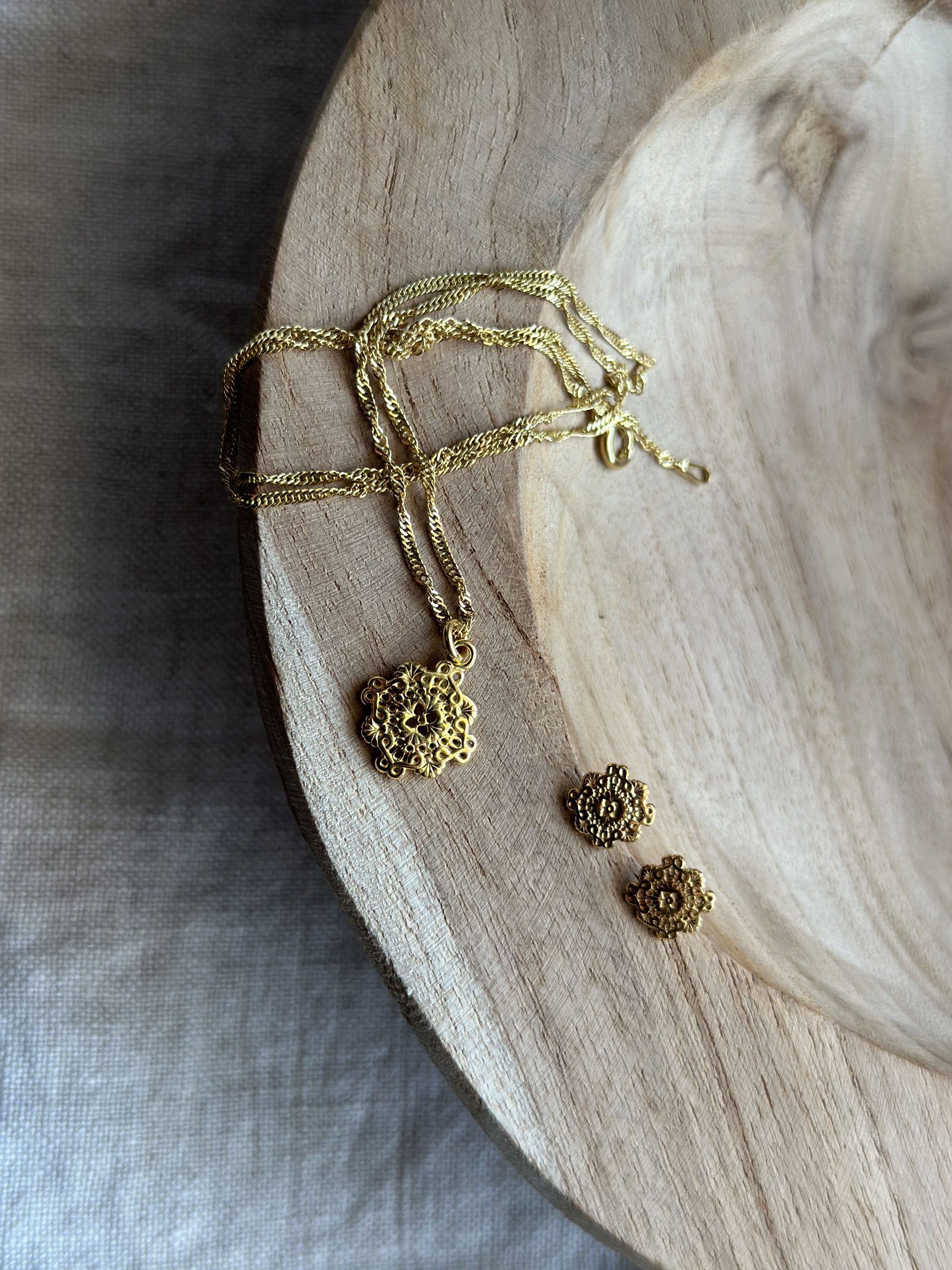 Vintage Neckle - obrazek 2